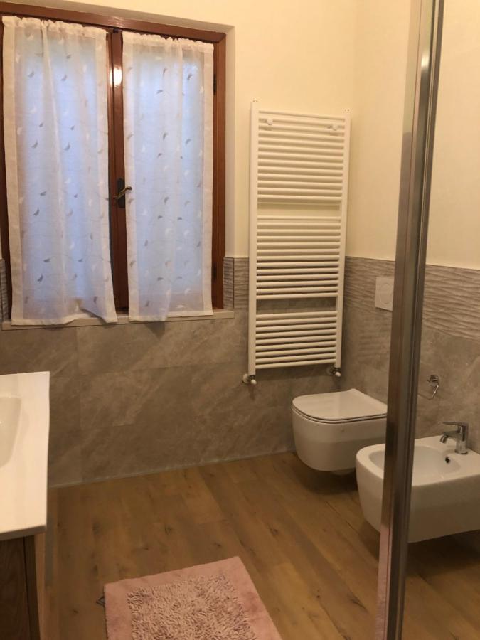 Casa Patrizia Lägenhet Torri Del Benaco Exteriör bild