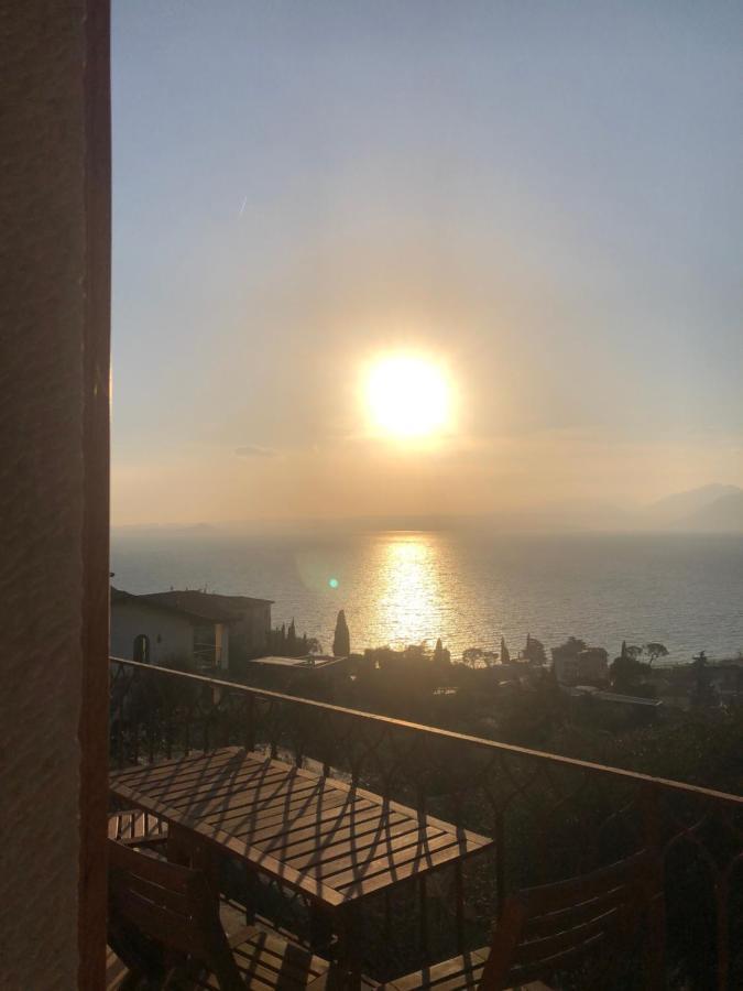 Casa Patrizia Lägenhet Torri Del Benaco Exteriör bild