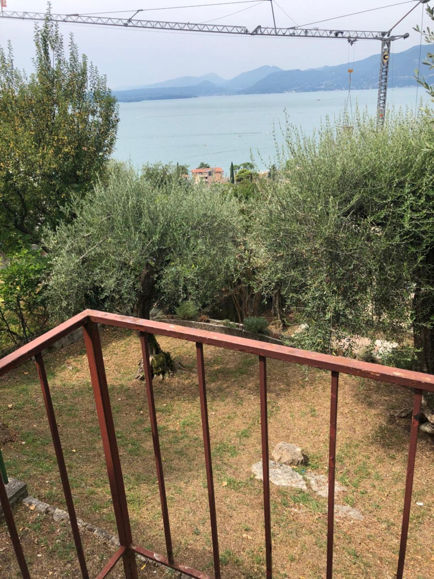 Casa Patrizia Lägenhet Torri Del Benaco Exteriör bild